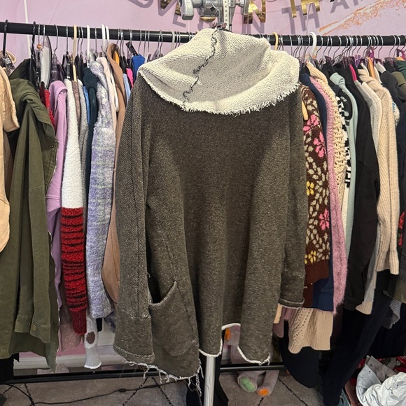 Pillar green grey  and Cream Women's Cardigan os - Picture 4 of 4